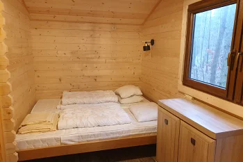 KORMORAN - Chalet Świerk, værelse 2 i stueetagen